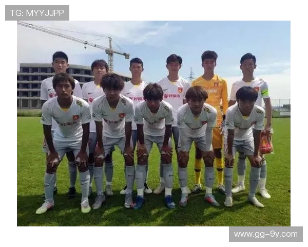 围绕足球青年联赛比赛时间安排的赛事观察与发展思考趋势分析研究